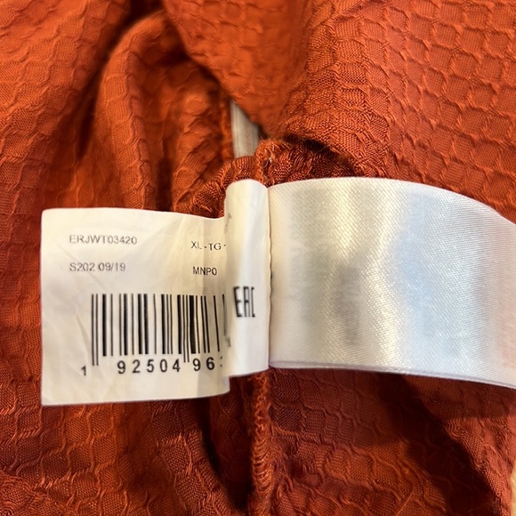 Roxy rust color deep V cropped top - Picture 10 of 13